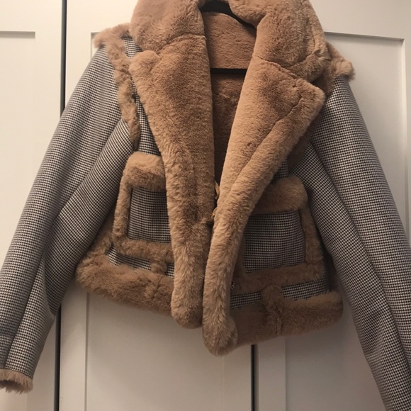 Herringbone faux fur reversible cropped coat - Picture 3 of 6